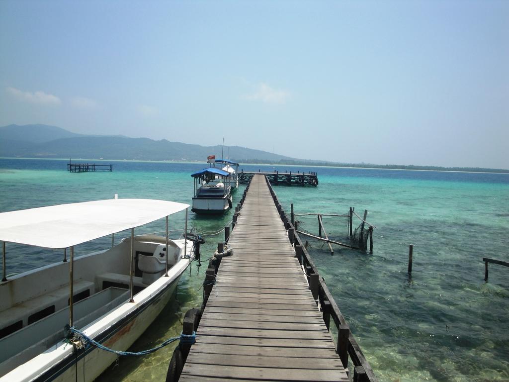 Menjangan Resort Îles Îles Karimunjawa Extérieur photo