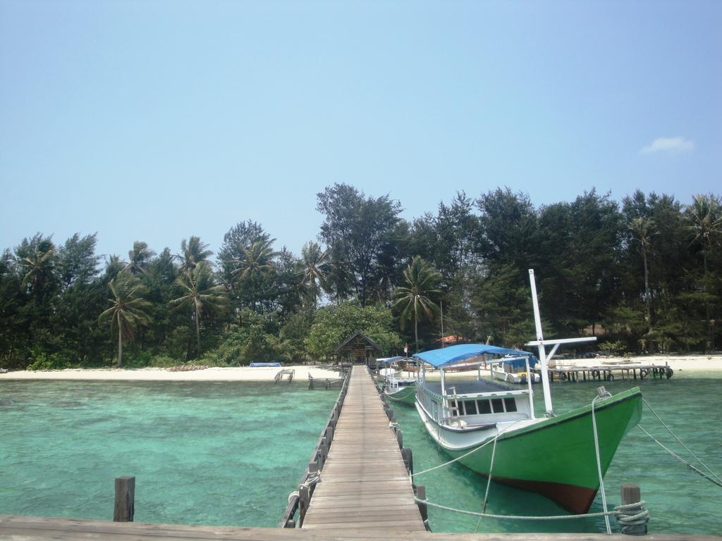 Menjangan Resort Îles Îles Karimunjawa Extérieur photo