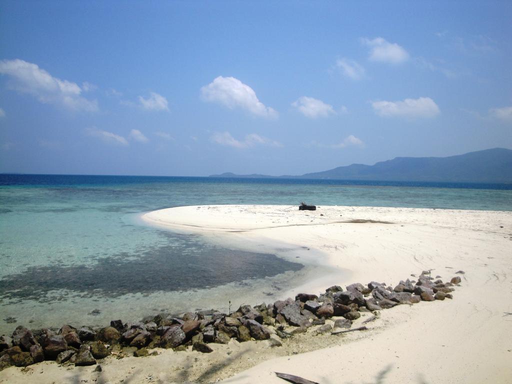 Menjangan Resort Îles Îles Karimunjawa Extérieur photo